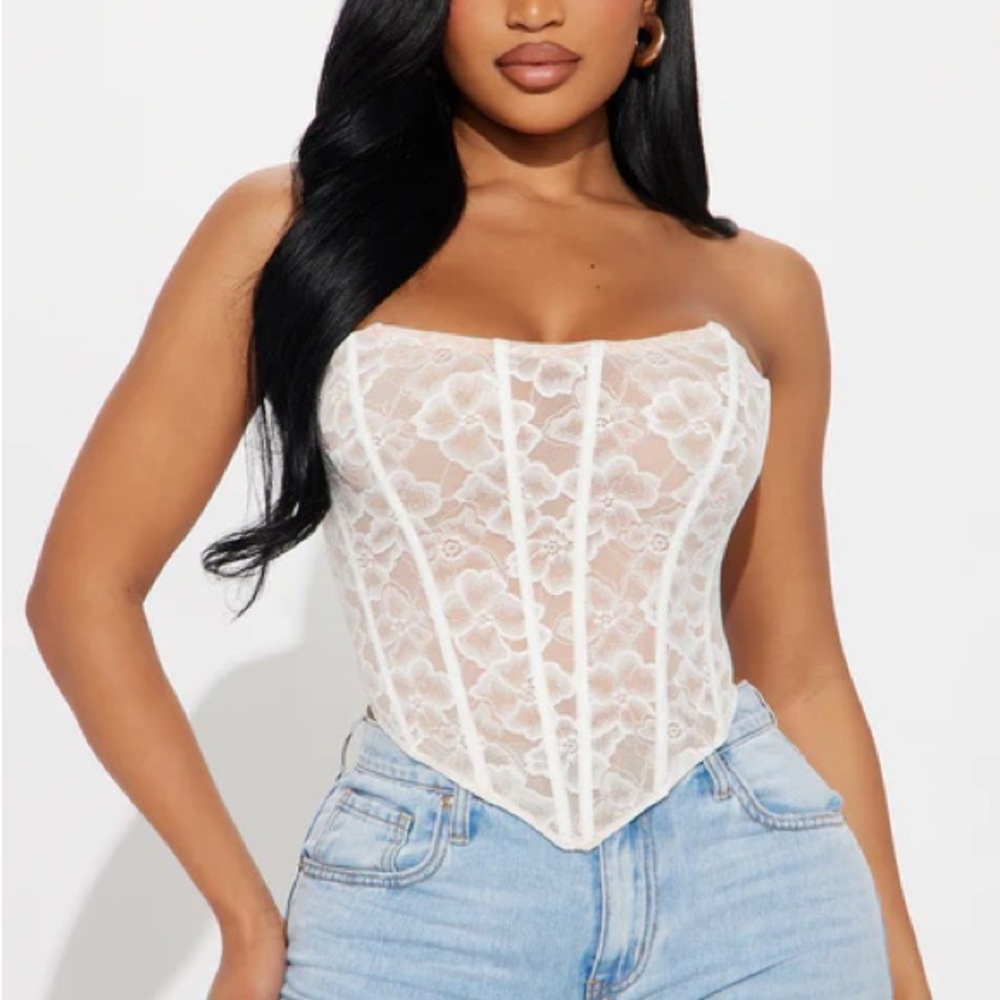 Fashion Nova White Floral Lace Bustier - size 2X